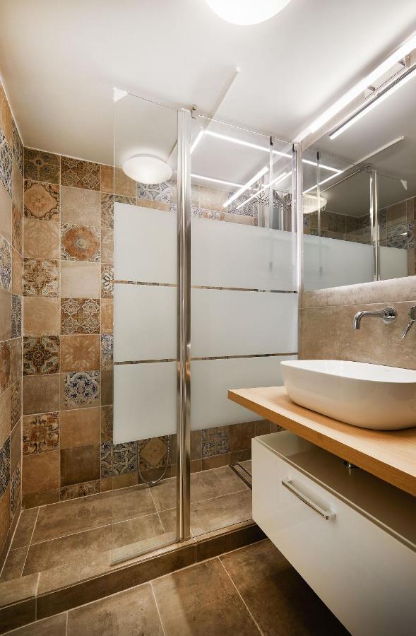 Chloe Boutique Apartments Nikis 雅典 外观 照片