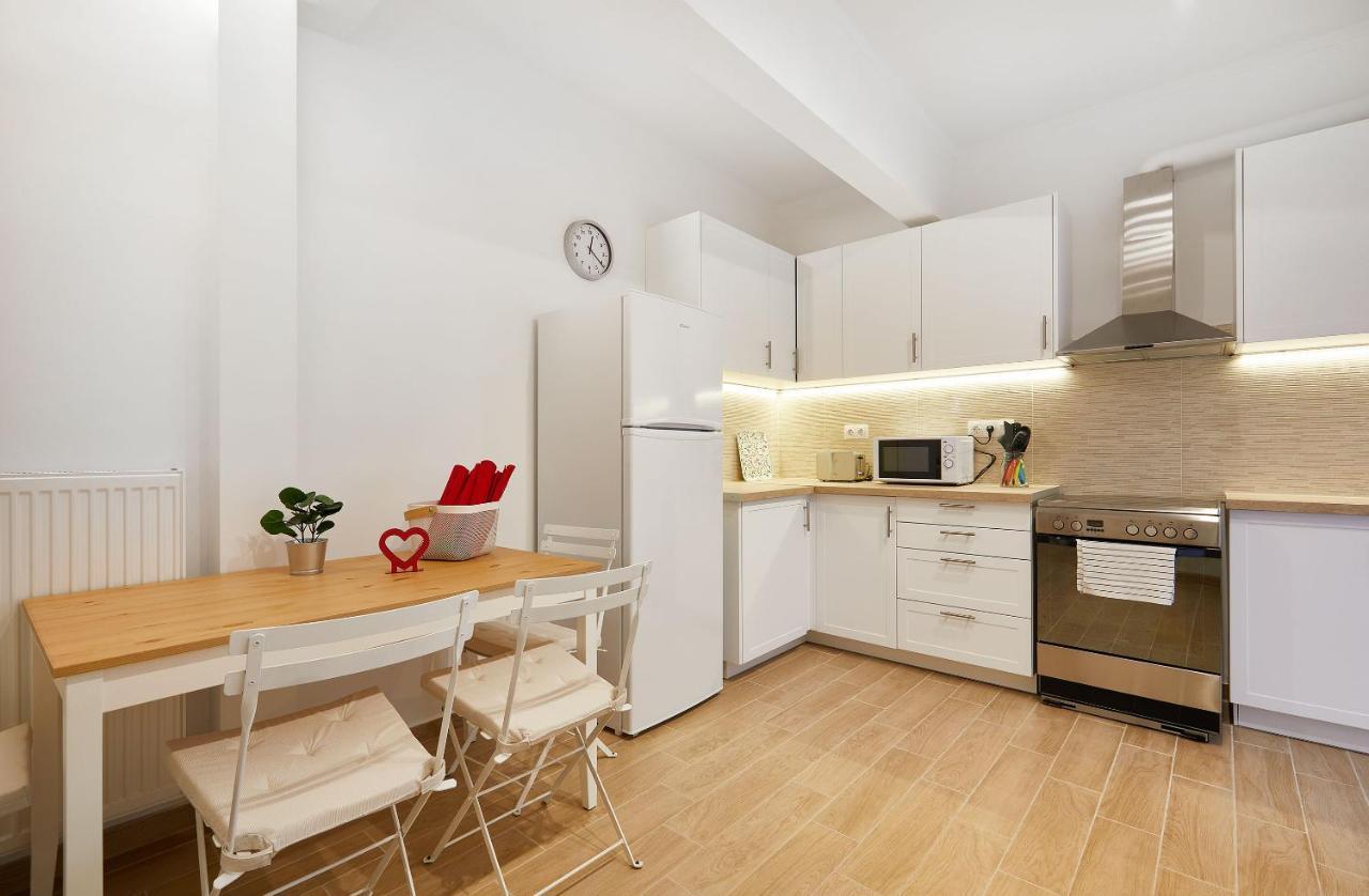 Chloe Boutique Apartments Nikis 雅典 外观 照片